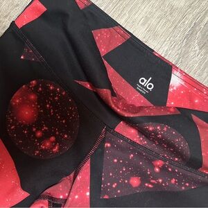 Alo Yoga Volcano Space leggings, small.